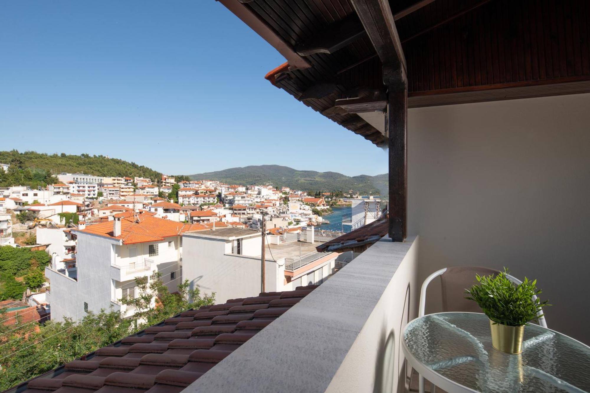 Olenia Luxury Apartments 4 Néos Marmarás Exterior foto