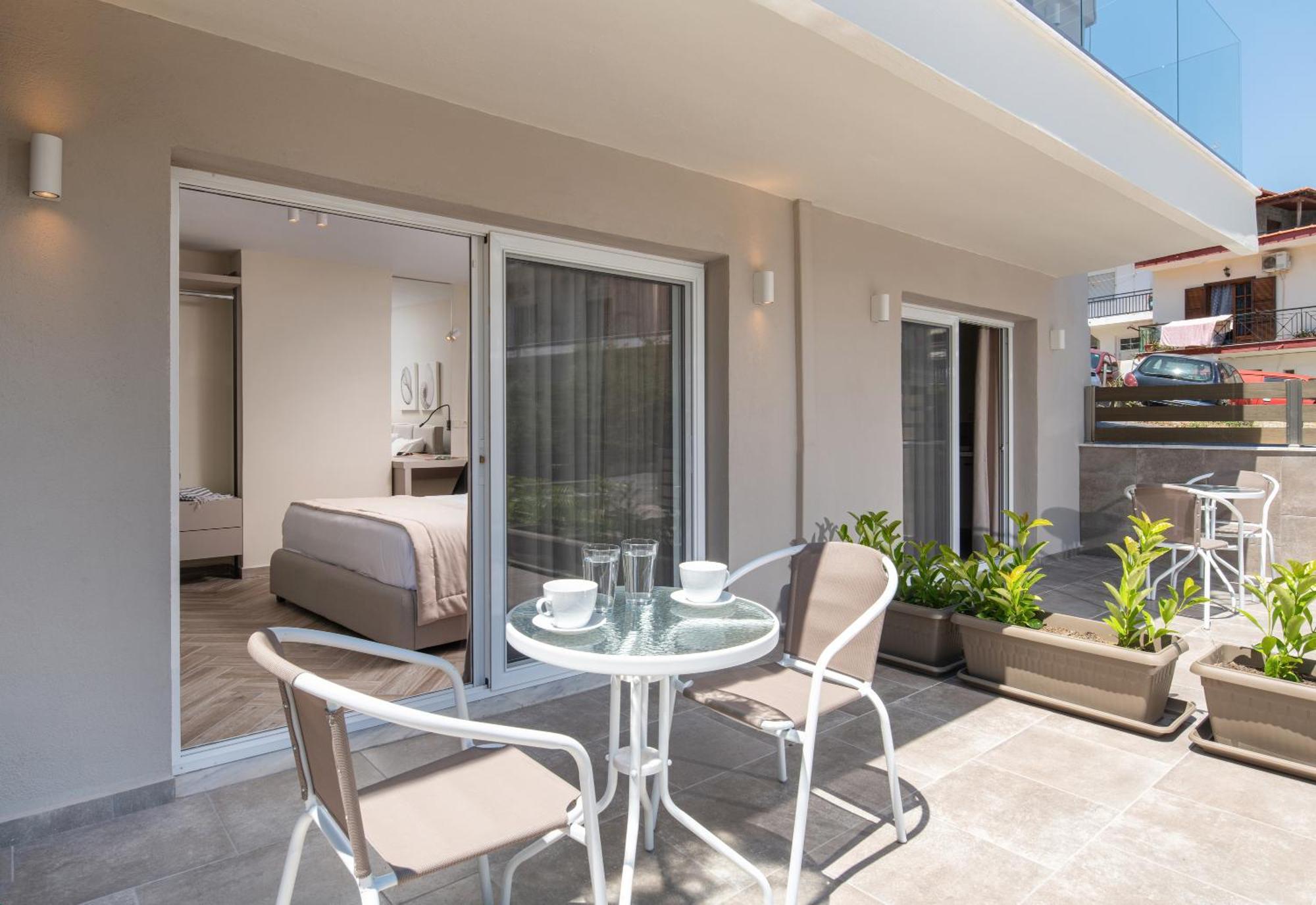 Olenia Luxury Apartments 4 Néos Marmarás Exterior foto